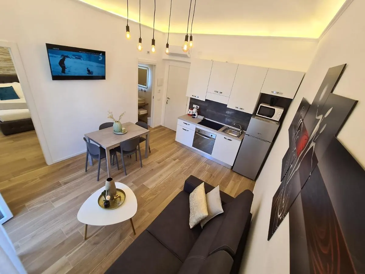 Soni Apartment La Spezia Italy