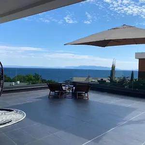 sea-view-deluxe-apartment.primorje-gorskikotar.com/