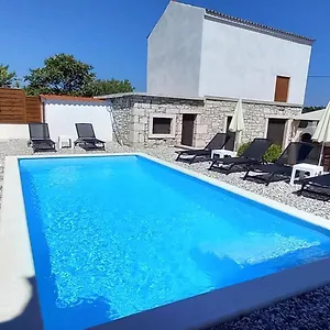 holiday-home-latin.in-istria.net/